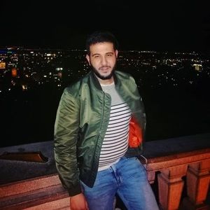 Meet your Posher, Walid